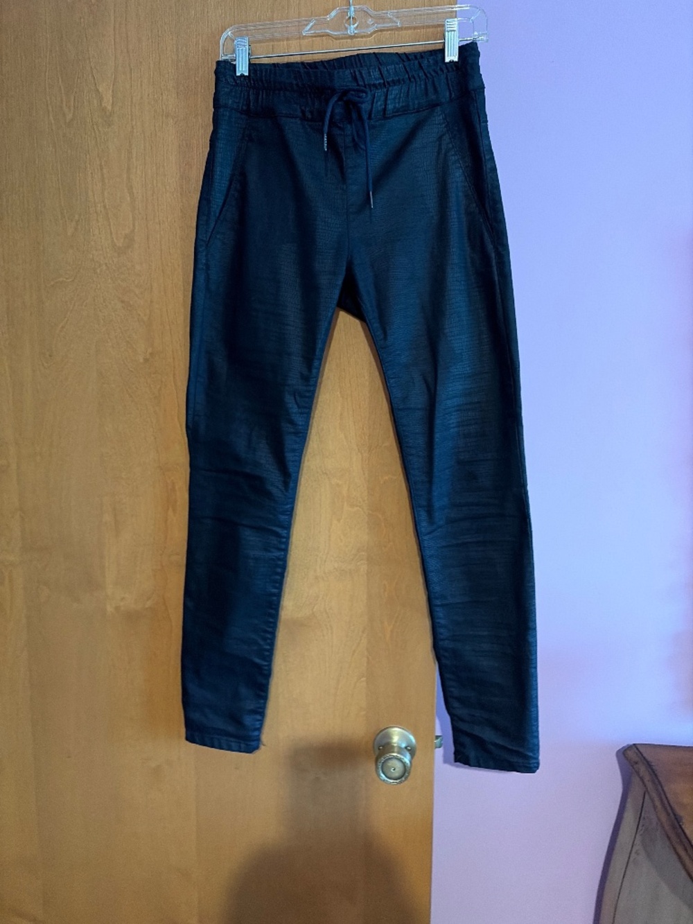 Bevy Flog navy pant size 26